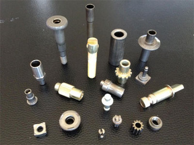 河北精拓 專注模具生產(chǎn)，夯實(shí)緊固件發(fā)展根基